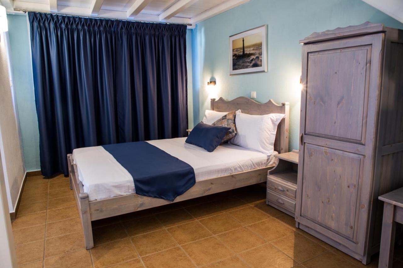 Stergios Beach House Ormos Panagias Rum bild